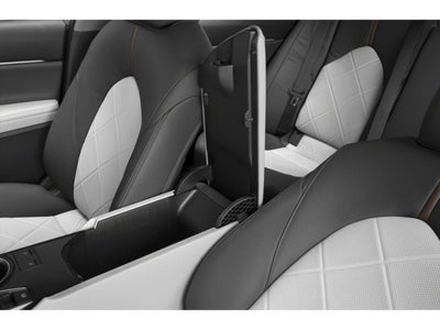 2018 Toyota Camry XLE Auto (Natl)