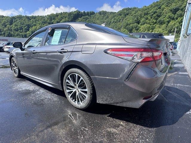 2019 Toyota Camry SE Auto (Natl)