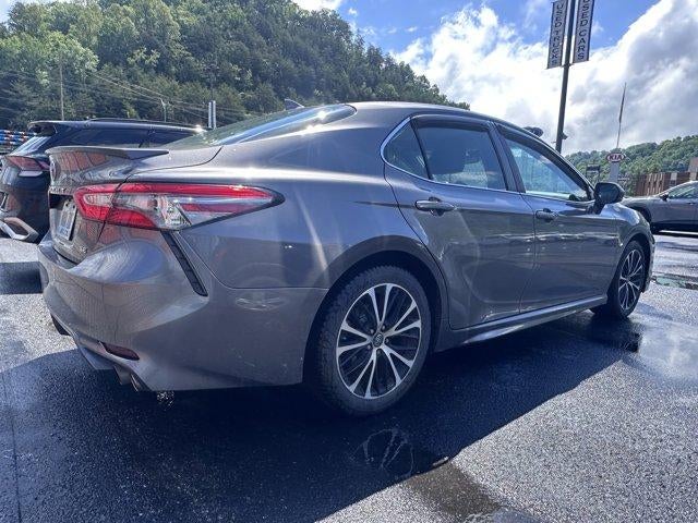 2019 Toyota Camry SE Auto (Natl)