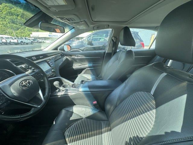 2019 Toyota Camry SE Auto (Natl)
