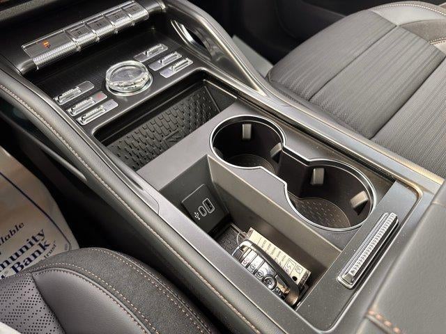 2025 Lincoln Nautilus Reserve AWD