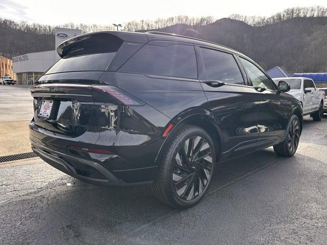 2025 Lincoln Nautilus Reserve AWD