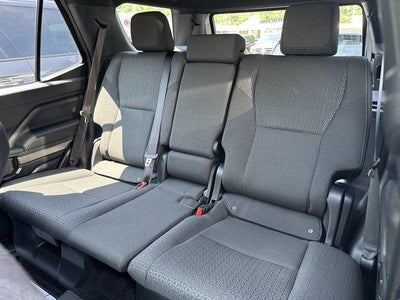2025 Toyota 4Runner SR5 4WD (Natl)