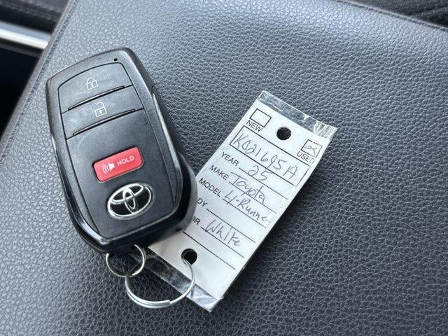2025 Toyota 4Runner SR5 4WD (Natl)