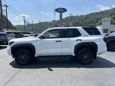 2025 Toyota 4Runner SR5 4WD (Natl)