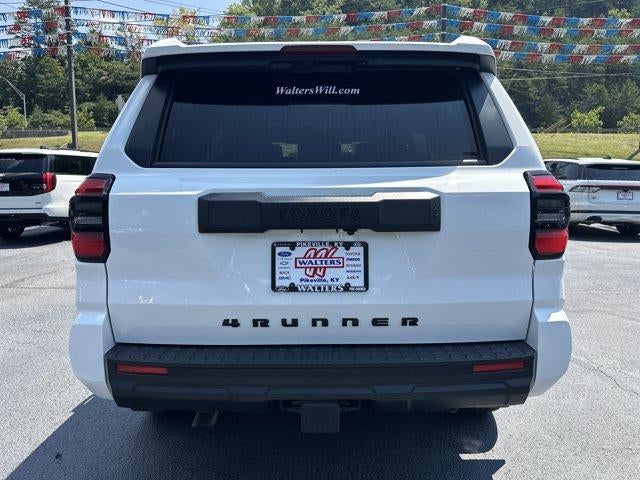 2025 Toyota 4Runner SR5 4WD (Natl)