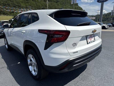 2024 Chevrolet Trax FWD 4dr LS