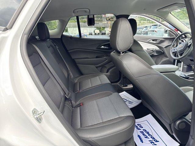 2025 Chevrolet Trax FWD 4dr LT