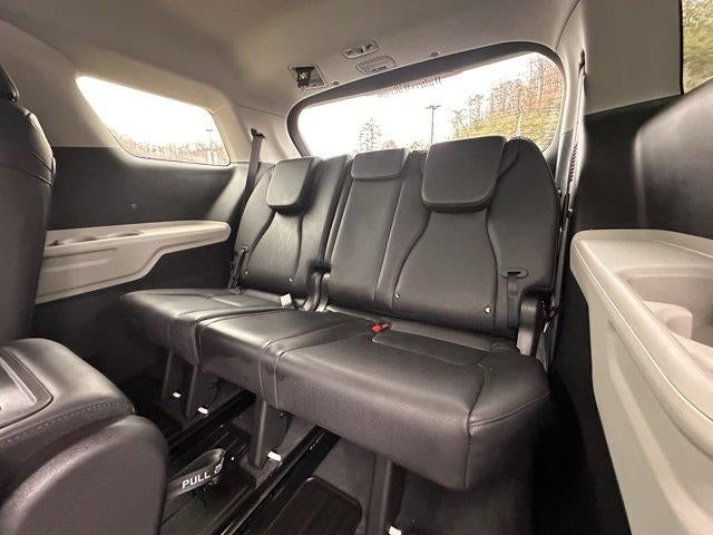 2024 Kia Carnival LX FWD w/Seat Pkg