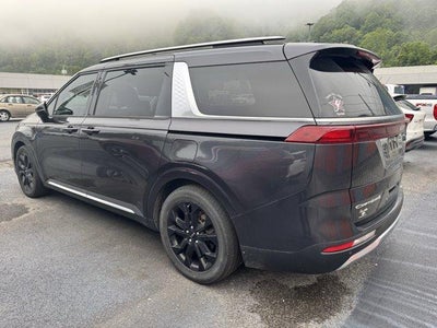 2022 Kia Carnival SX FWD