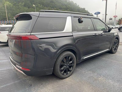 2022 Kia Carnival SX FWD