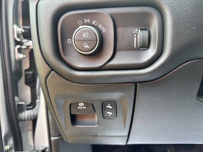 2023 RAM 1500 Big Horn 4x4 Crew Cab 5'7" Box