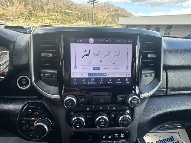 2022 RAM 1500 Big Horn 4x4 Crew Cab 5'7" Box