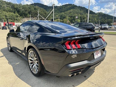 2024 Ford Mustang GT Fastback
