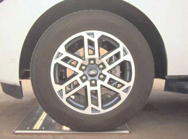 2025 Ford Expedition Max Active 4x4