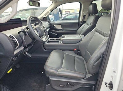 2025 Ford Expedition Max Active 4x4