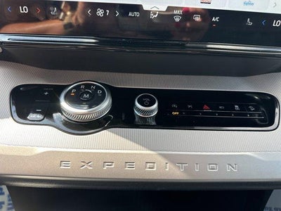 2025 Ford Expedition Active 4x4
