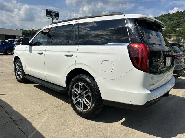 2025 Ford Expedition Active 4x4