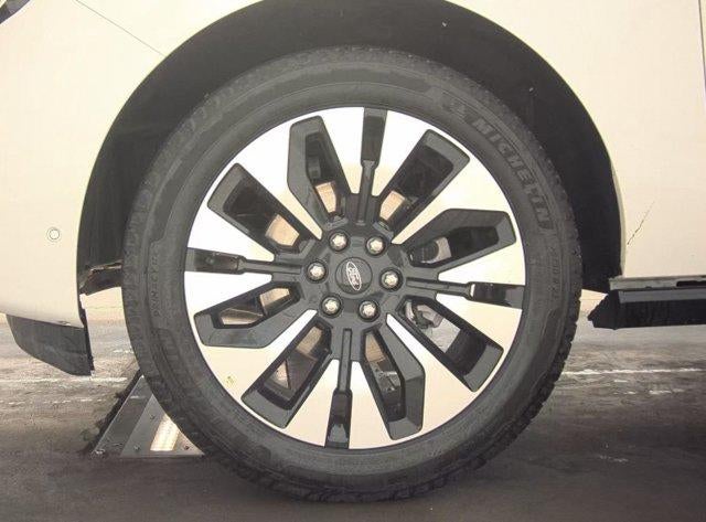 2025 Ford Expedition Platinum 4x4