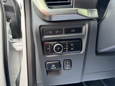 2023 Ford F-150 LARIAT 4WD SuperCrew 5.5' Box