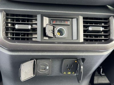 2023 Ford F-150 LARIAT 4WD SuperCrew 5.5' Box