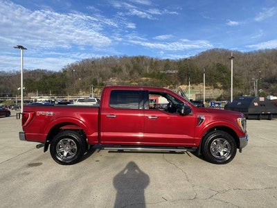 2022 Ford F-150 XLT 4WD SuperCrew 5.5' Box