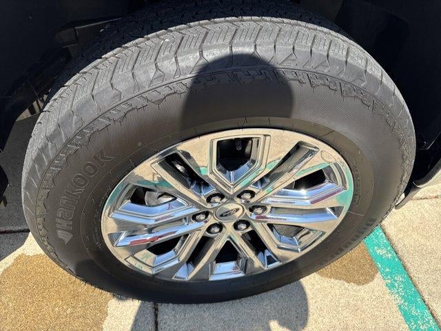 2025 Ford F-150 LARIAT 4WD SuperCrew 5.5' Box