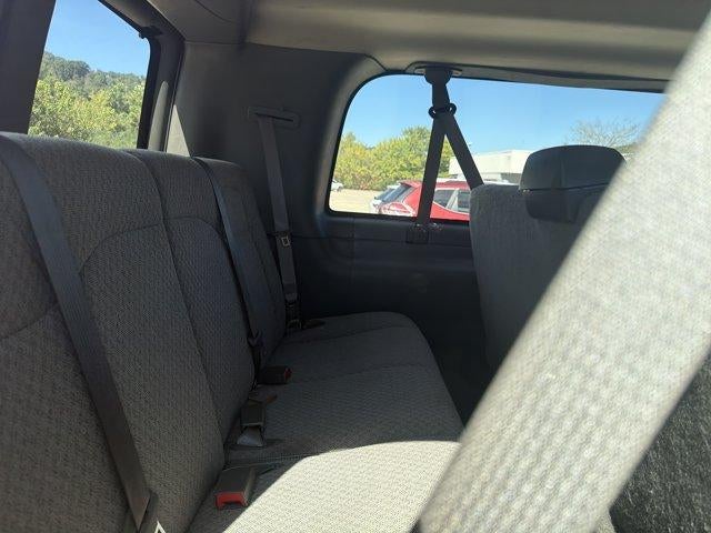 2025 Chevrolet Express Passenger 3500 Extended Wheelbase Rear-Wheel Drive 1LT