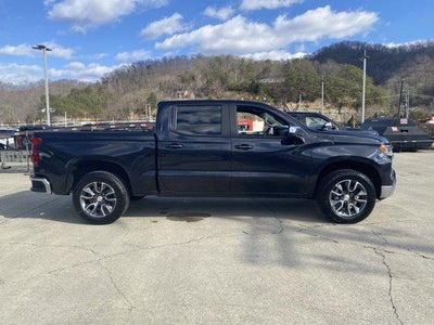 2023 Chevrolet Silverado 1500 Crew Cab Short Box 4-Wheel Drive LT 1LT