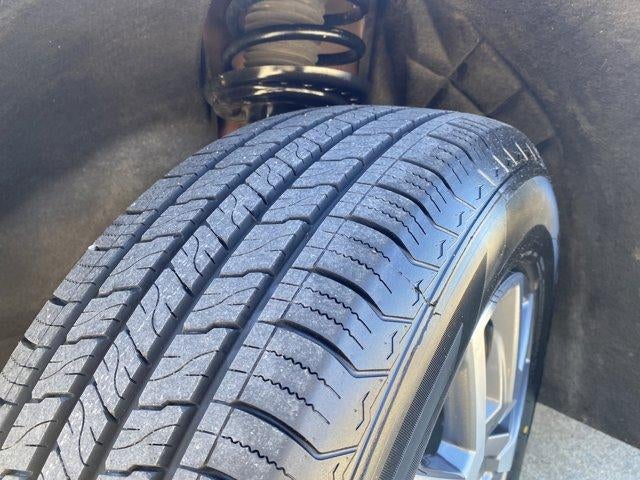 2023 GMC Acadia FWD SLT