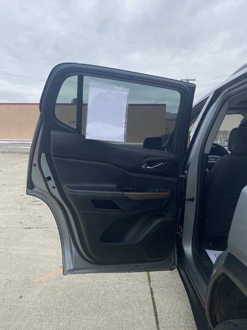 2023 GMC Acadia AWD SLE