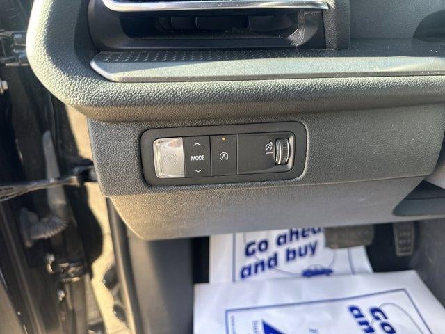 2025 Chevrolet Traverse LT w/1LT