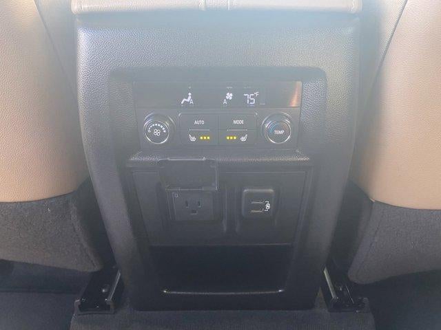 2023 Chevrolet Traverse AWD 1LZ