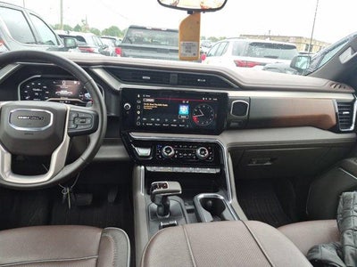 2023 GMC Sierra 1500 Crew Cab Short Box 4-Wheel Drive Denali