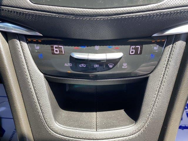 2022 Cadillac XT5 AWD 4dr Premium Luxury