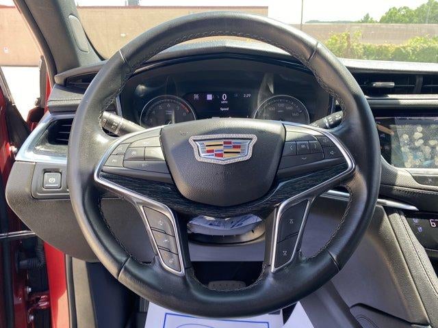 2022 Cadillac XT5 AWD 4dr Premium Luxury