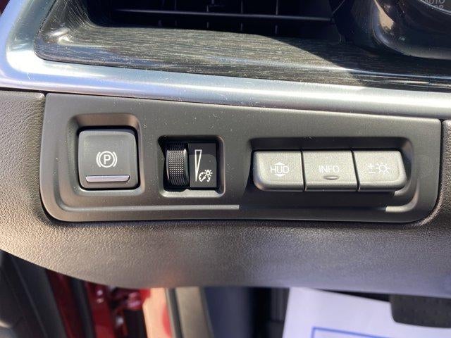 2022 Cadillac XT5 AWD 4dr Premium Luxury