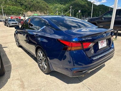 2023 Nissan Altima 2.0 SR Sedan