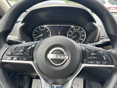 2025 Nissan Altima SV FWD