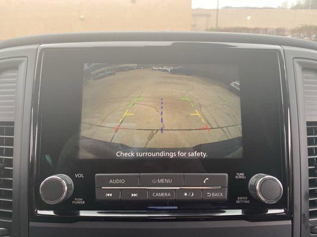 2024 Nissan Titan 4x4 Crew Cab SV