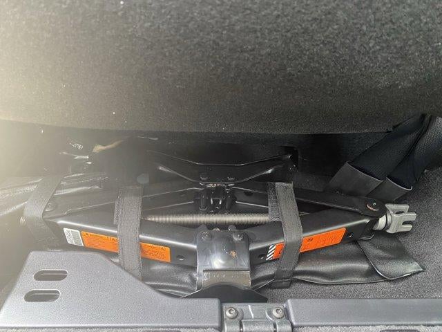 2024 Nissan Titan 4x4 Crew Cab SV