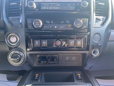2022 Nissan Titan 4x4 Crew Cab PRO-4X