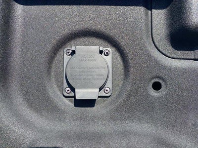 2022 Nissan Titan 4x4 Crew Cab PRO-4X