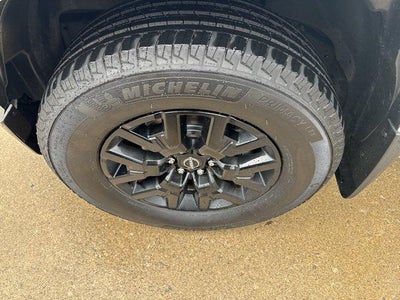 2023 Nissan Frontier Crew Cab 4x4 SV Auto *Ltd Avail*