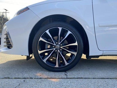 2018 Toyota Corolla SE CVT (Natl)