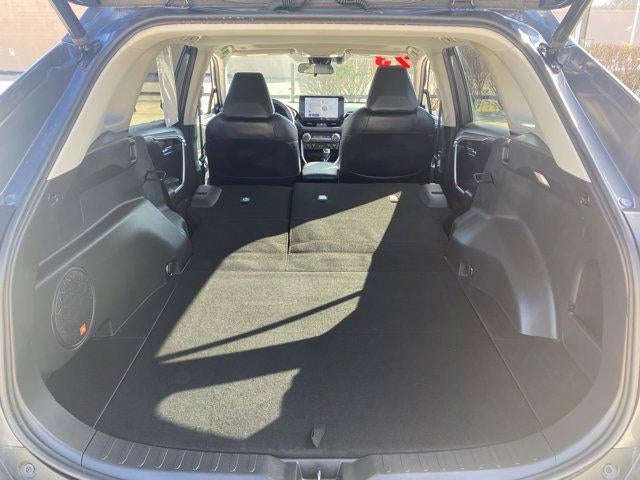 2023 Toyota RAV4 XLE Premium AWD (Natl)