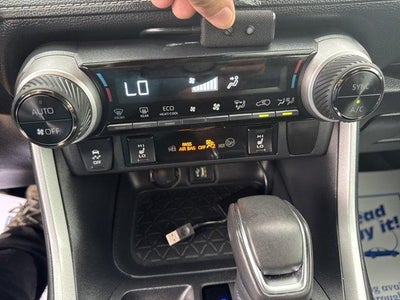 2024 Toyota RAV4 Hybrid XLE Premium AWD (Natl)