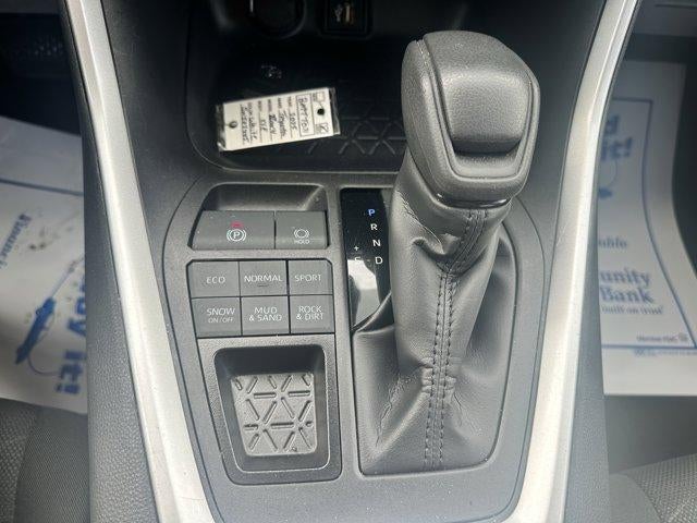 2025 Toyota RAV4 XLE AWD (Natl)