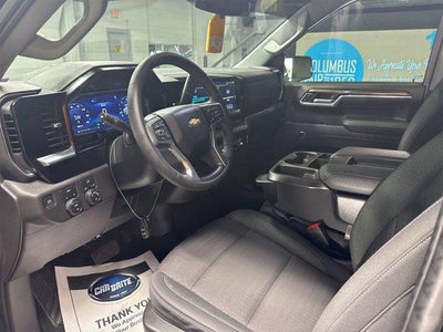 2024 Chevrolet Silverado 1500 Crew Cab Short Box 4-Wheel Drive LT 1LT