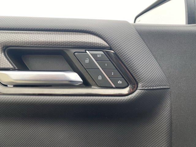 2023 Chevrolet Silverado 1500 Crew Cab Short Box 4-Wheel Drive ZR2